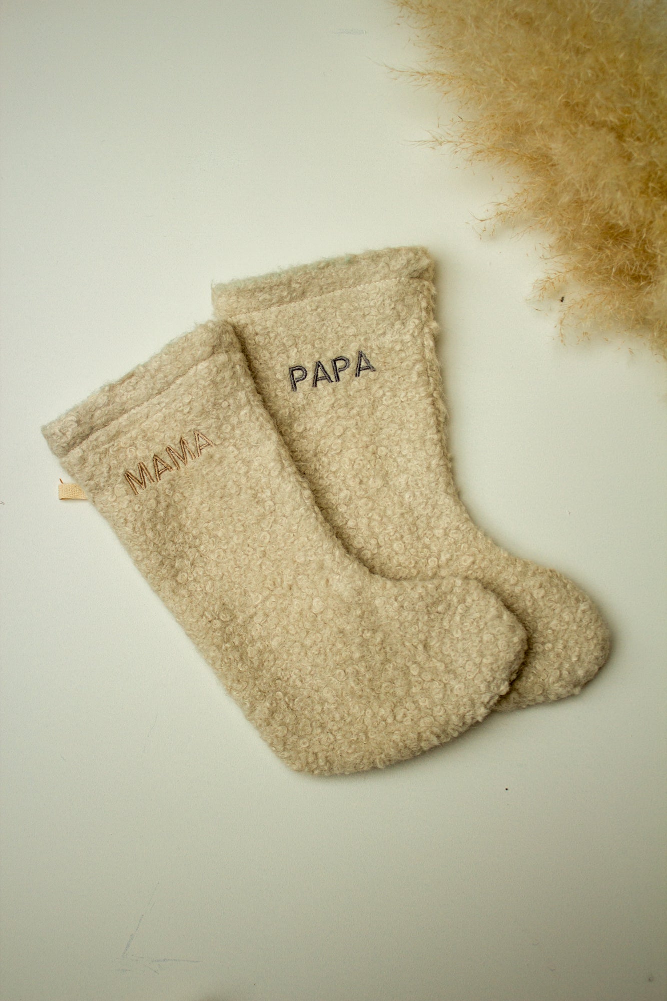 Hübscher personalisierter Nikolausstiefel aus Boucle