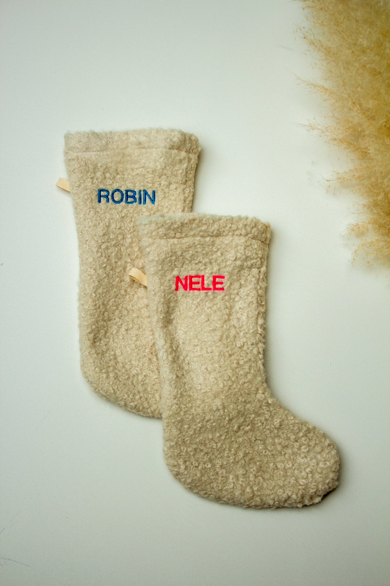 Hübscher personalisierter Nikolausstiefel aus Boucle