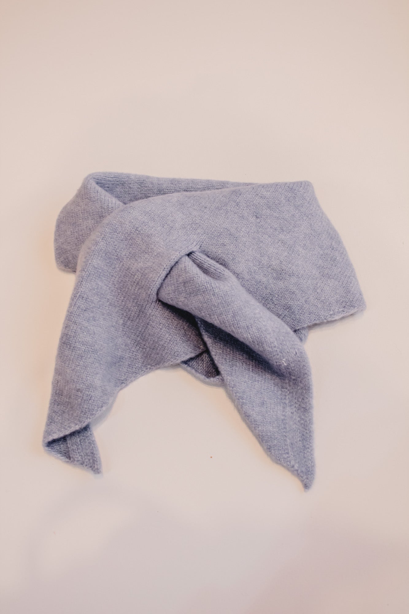 Dreieckstuch Blau aus 100 % Cashmere für kleine Trendsetter