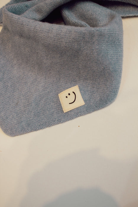 Dreieckstuch Blau aus 100 % Cashmere für kleine Trendsetter