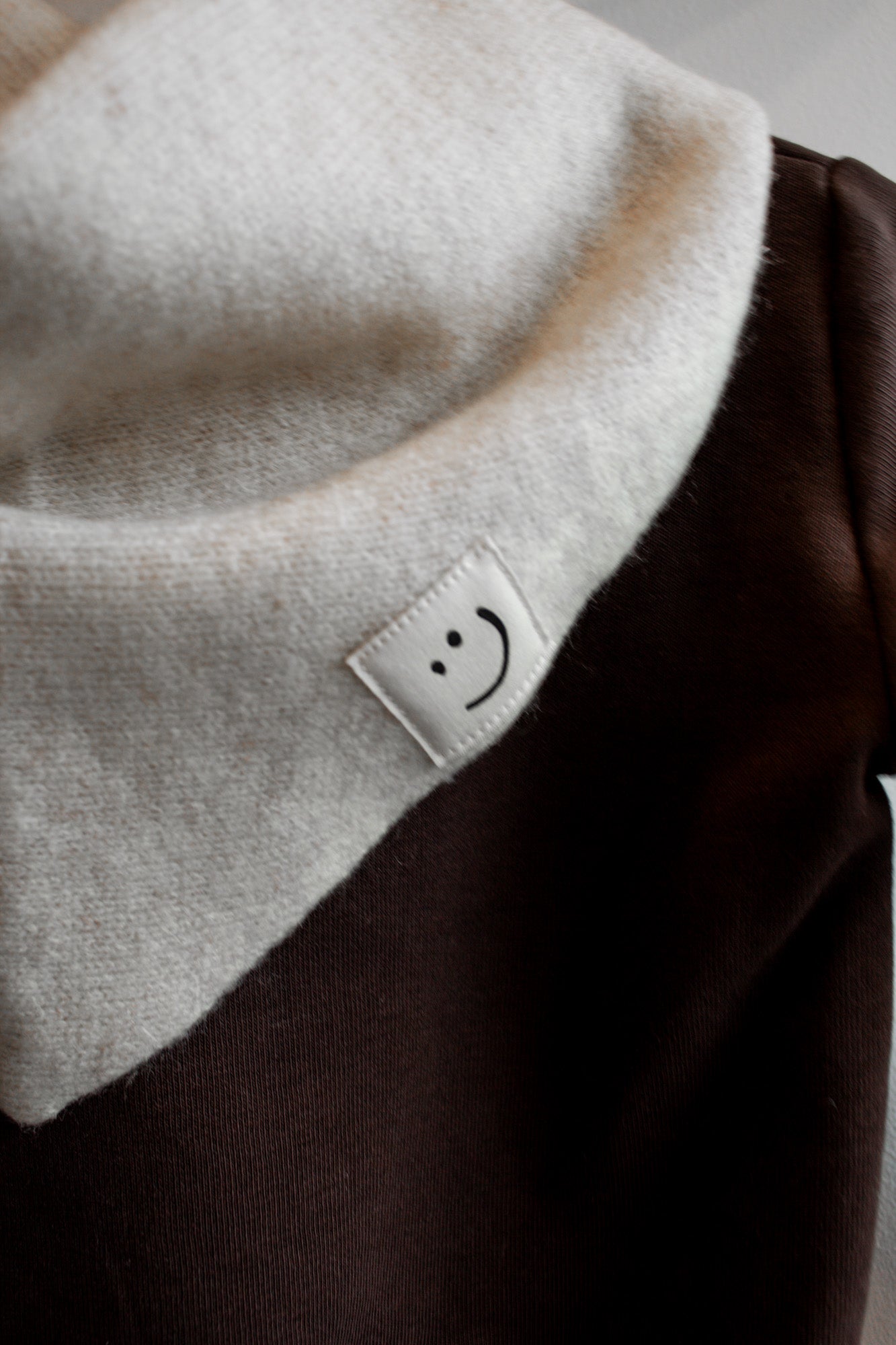 Dreieckstuch Creme aus 100 % Cashmere für kleine Trendsetter