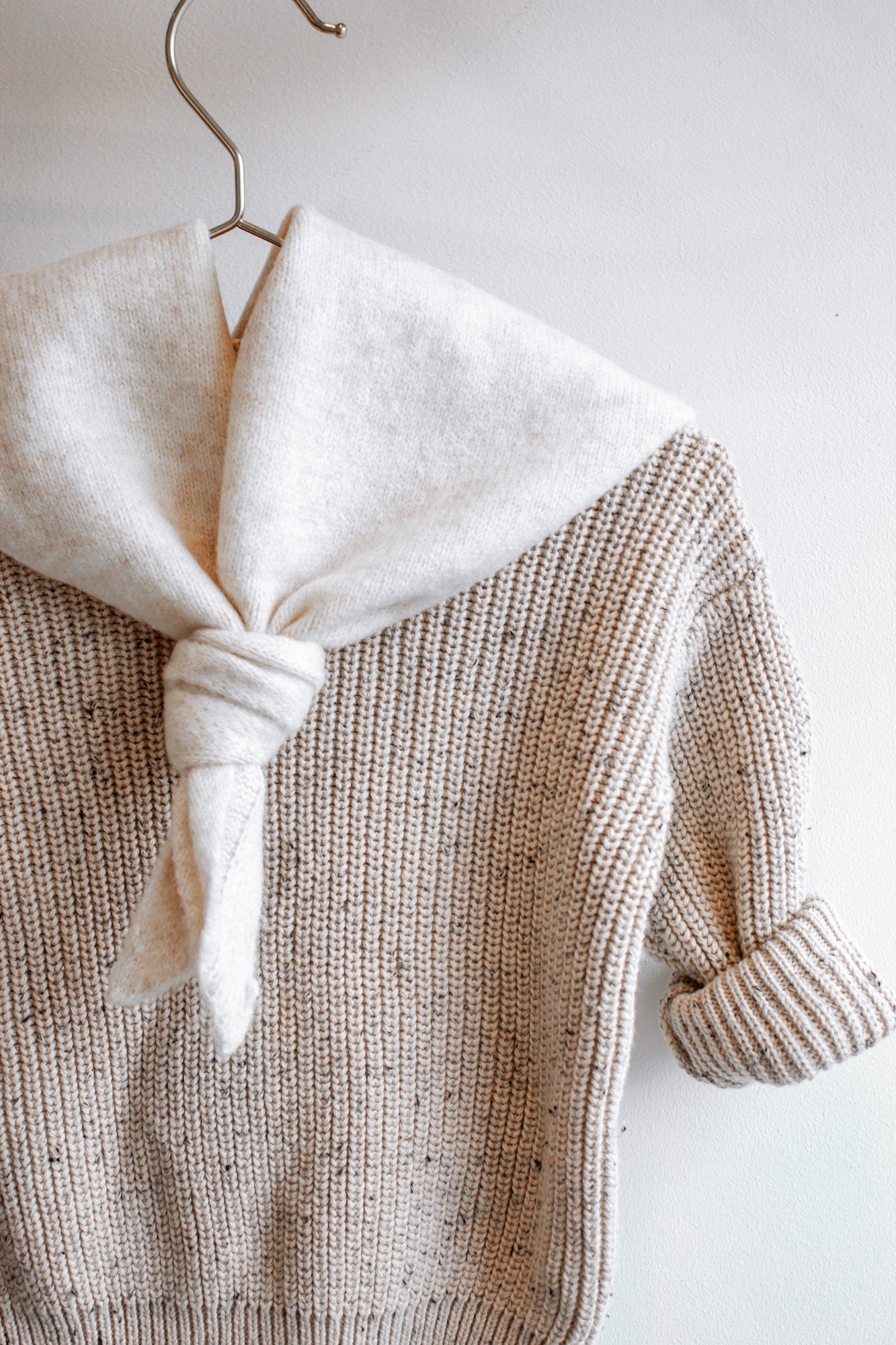 Dreieckstuch Creme aus 100 % Cashmere für kleine Trendsetter