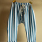 Lockere gestreifte Hose aus Sommersweat