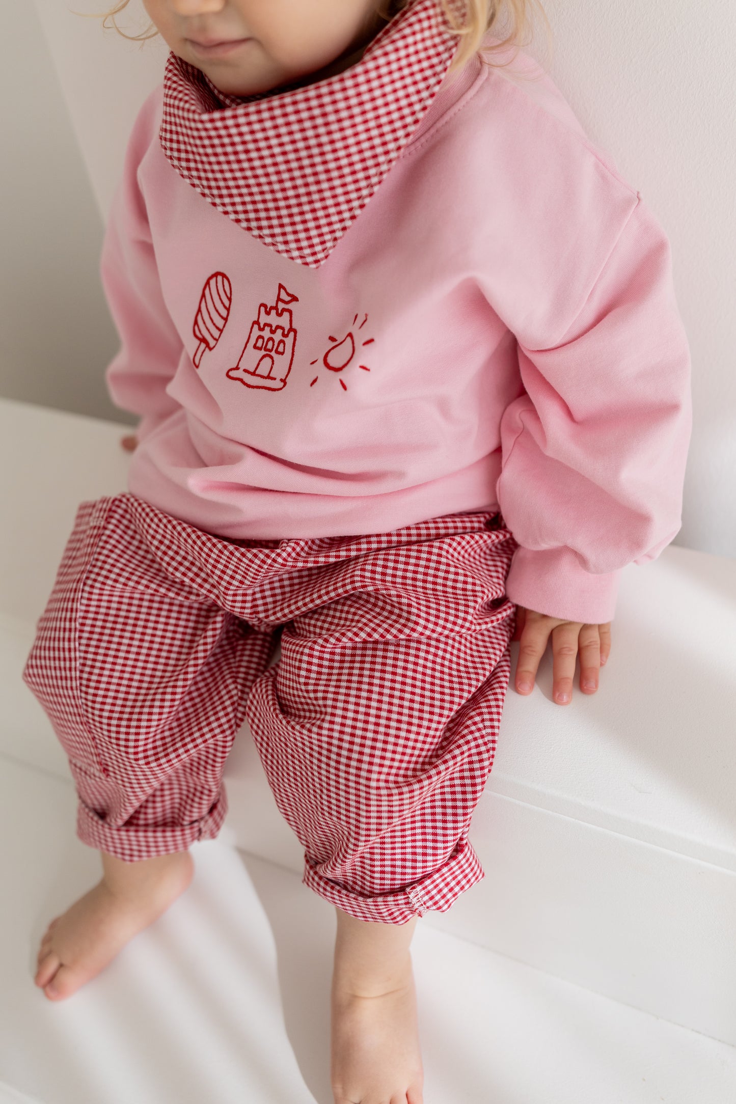 Weite barrel Fit Hose rot kariert | LITTLE SUMMER CLUB | Annikora x Jessica Scholz