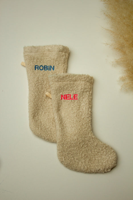 Hübscher personalisierter Nikolausstiefel aus Boucle