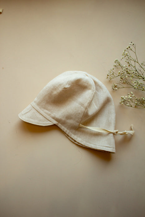 Sommermütze mit Nackenschutz aus Leinen