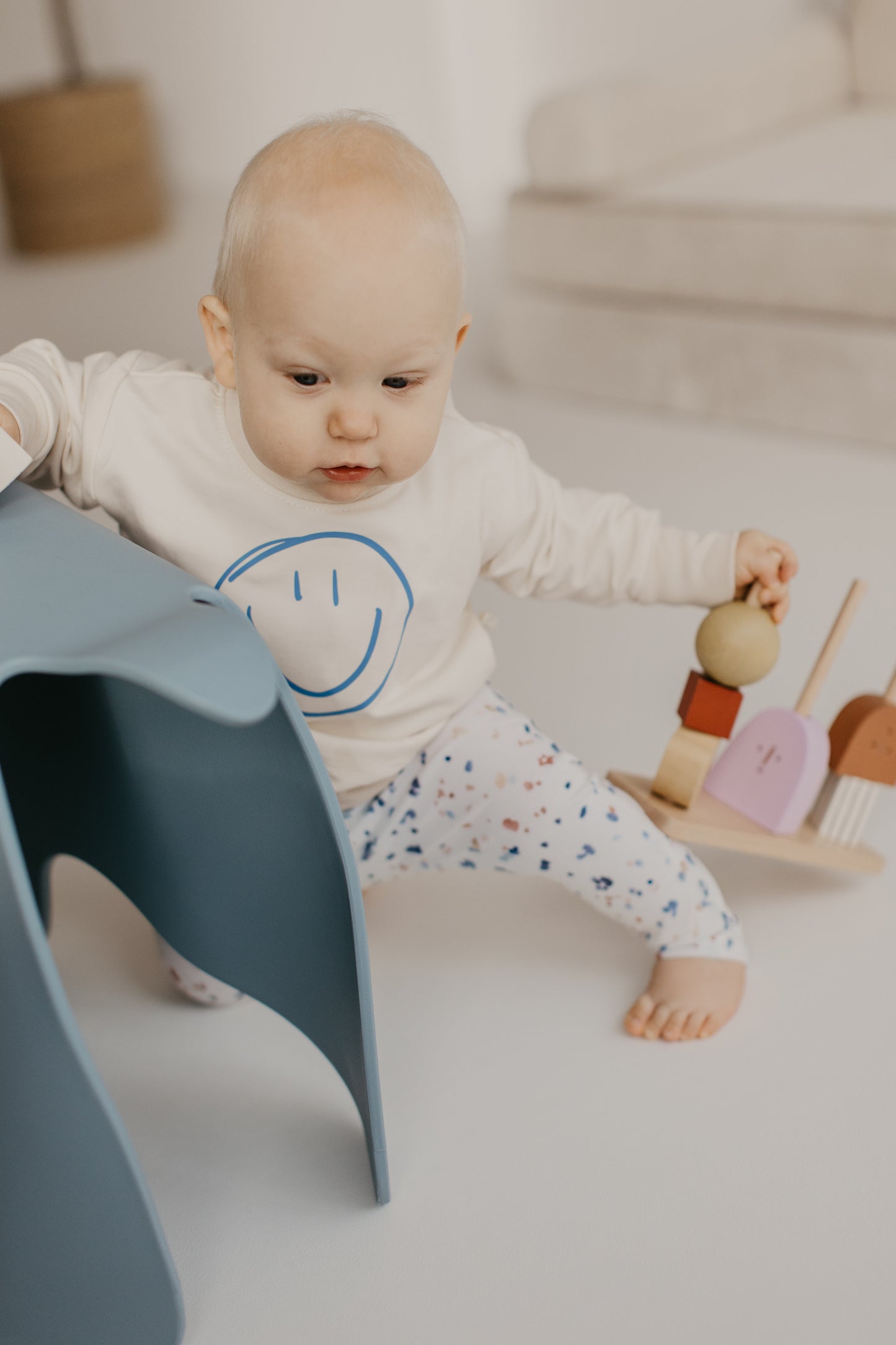 Gemütlicher Sweater mit Smiley Druck – Schlicht, Stylisch und Bequem