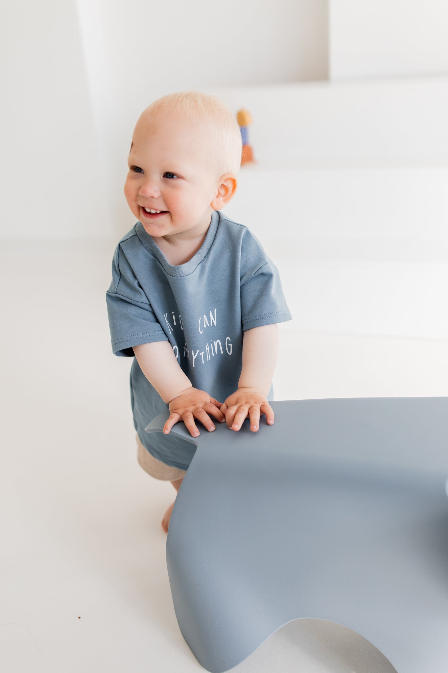 Oversize T-Shirt „Kids Can Do Anything“ – für kleine Weltveränderer